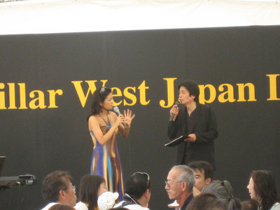live_600.jpg
